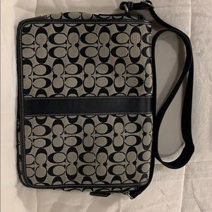 Coach crossbody Messenger Bag (Black and Grey)